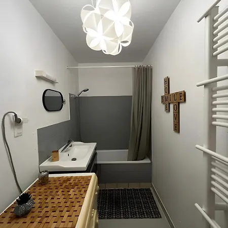 Le Bienfaisant - Centre - Parking - 4 Personnes - Reve Au Mans Apartment